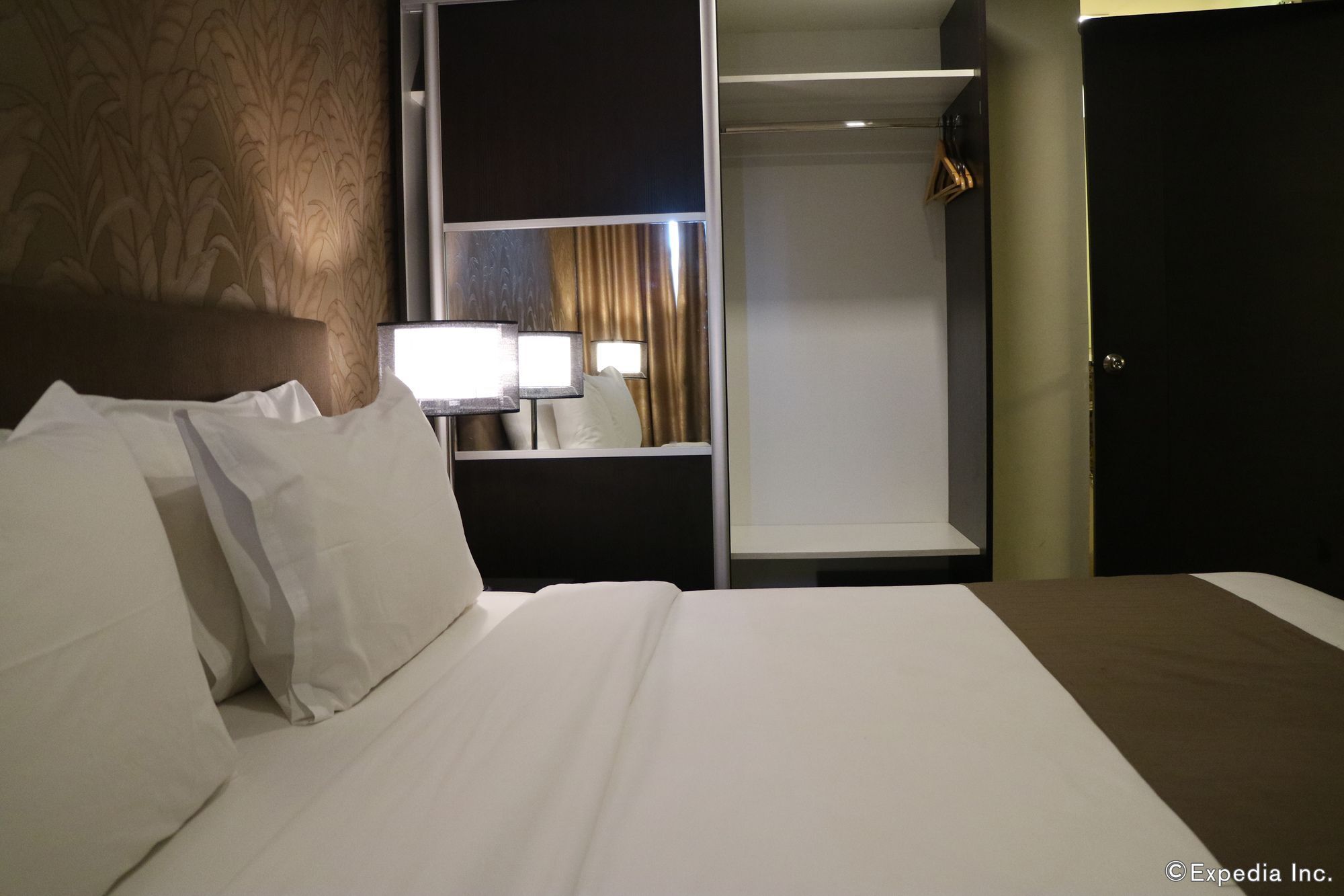 Gt Hotel Iloilo Eksteriør billede