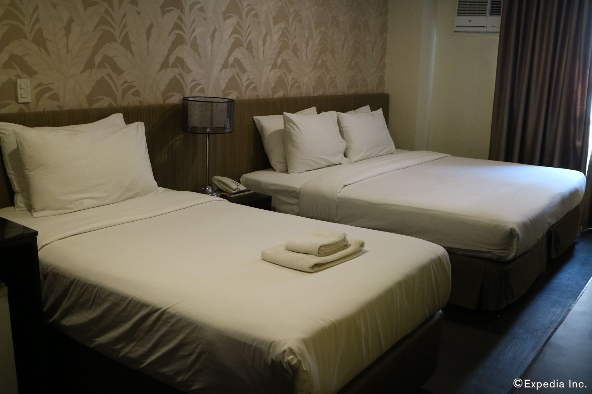 Gt Hotel Iloilo Eksteriør billede